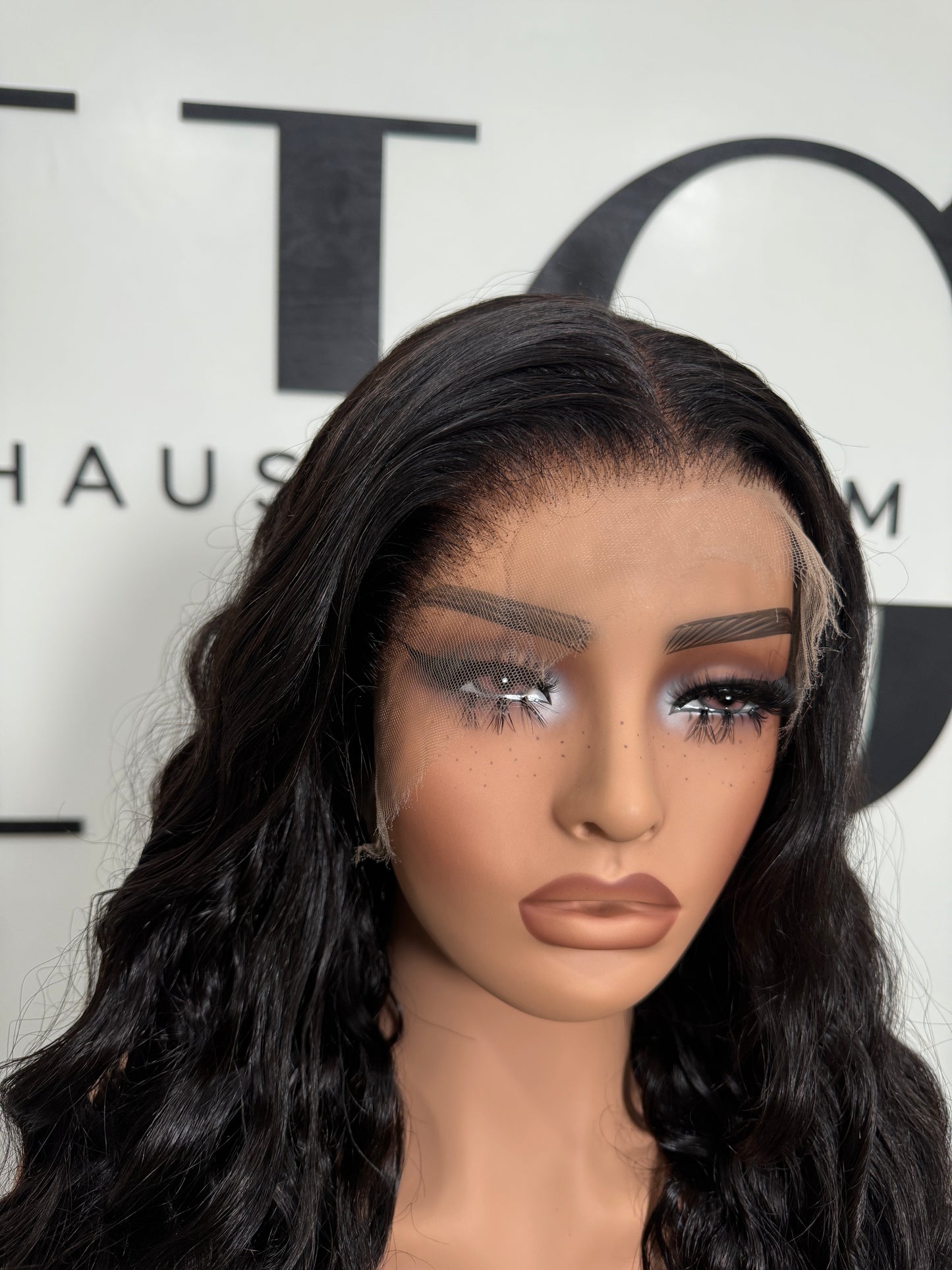 Loose deep wave wig
